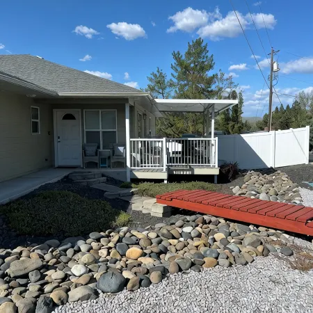 Charming Lewiston, Idaho Get-Away!  Wifi, King Bed, Pet Friendly
