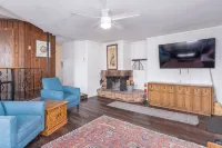 Where We Roam Condo - Steps To Slopes and Downstairs Corner Unit! - Wifi