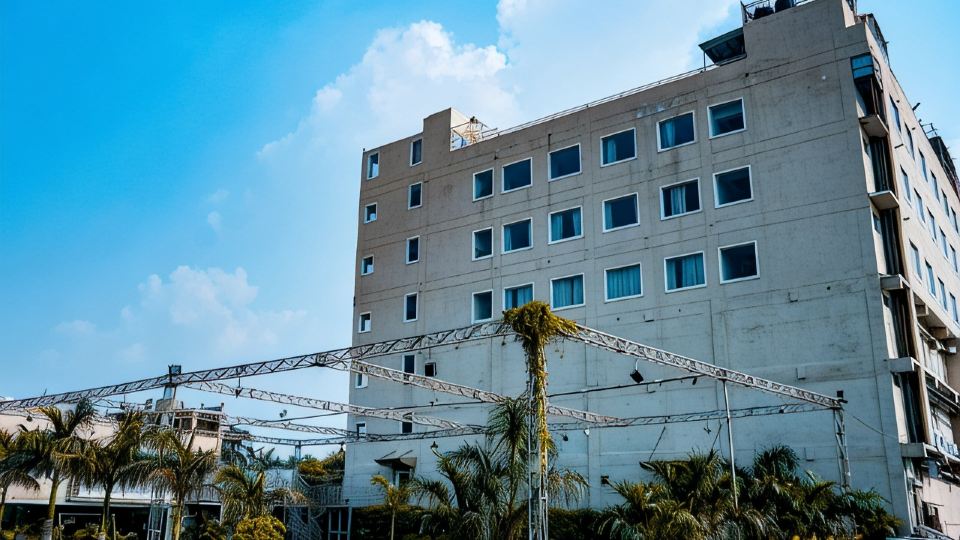 Clarion Inn Amps Patiala