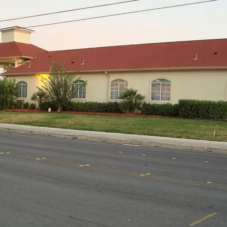Winnquest Inn Near Ft. Sam Houston Отели рядом с достопримечательностью «Художественный музей Макней»