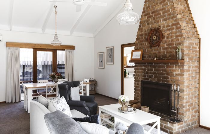 Stylish Coastal Hamptons home, 5 mins from Metung Village