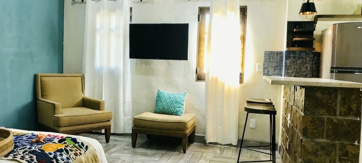 Loreto 80 - NEW STUDIO Cardon, in Downtown by the beach. Hoteles en Loreto