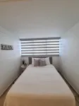 Blue Paradise: Modern Apartment steps away from beach in center of Condado! - プール