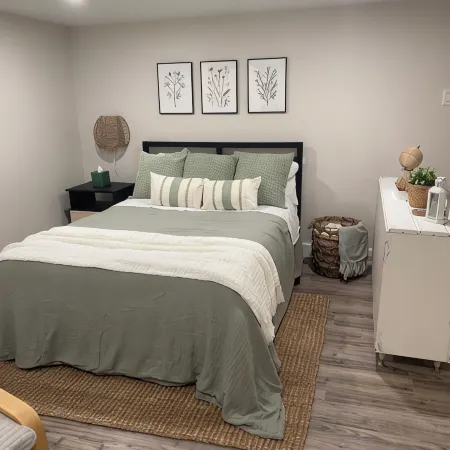Gertie's Nook: Charming Private Studio Space close to everything!