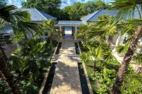 Luxurious Ocean and Golf View Villa staffed with Private Chef, Butler and Maid! Các khách sạn ở 
