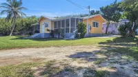 Ixora East - Beach access with great snorkeling spot - Country Houses