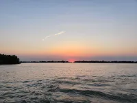 WATERFRONT house on Buckeye Lake Ohio with Boat Dock Available - 4-Sterne