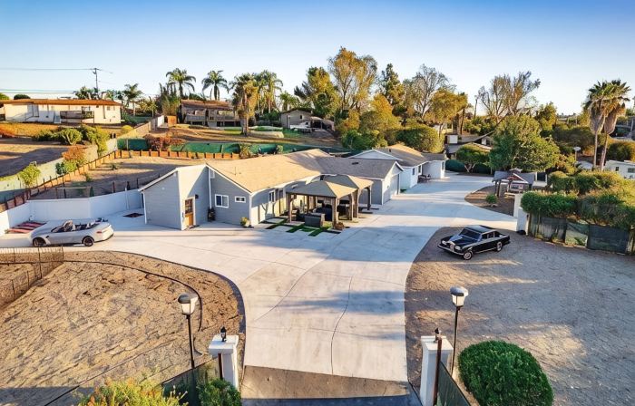 Melrose Pet-Friendly 3BR. Feel like royalty