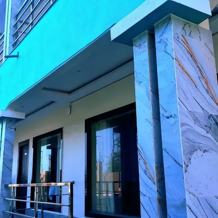 New Annapurna Plaza