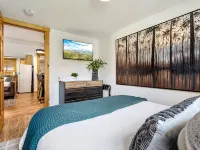 Buck's Den - Snowmobile Trails, Trailer Parking, Near hiking, golfing, Sugarloaf Hotels in Eustis