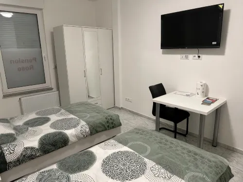 Hostel Fremdenzimmer Haus Rosa - Hostels