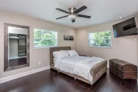 Waterfront Kings Bay, Swim in Springs off the boat dock - Kayaks incl. - Boutique