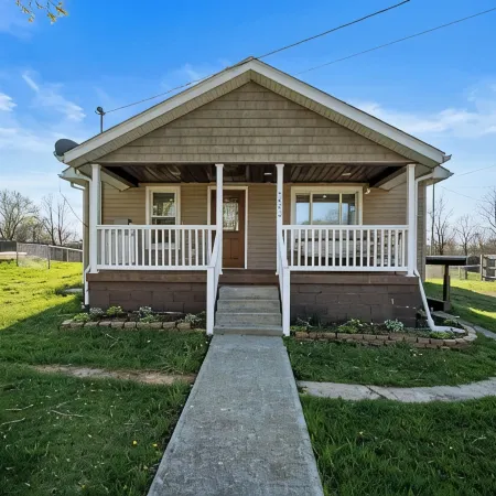 Adventure Basecamp, Walks to Kaymoor and Long point Trails, Hot Tub & Game Room
