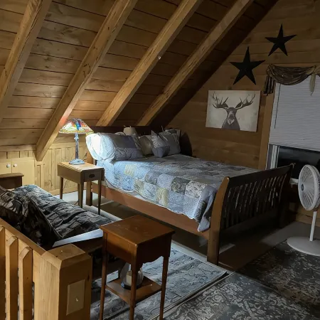 Cozy Log Cabin Near the Parkway Hotels in Patrick County