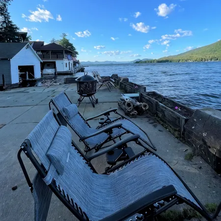 4 Bedroom Water Front Home on Exclusive Cleverdale