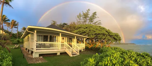 Oceanfront Beach House - Spectacular Views & Privacy - Homestays