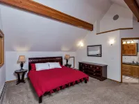 Spacious rental for 6 in lovely home with gorgeous views, minutes from resort Hotels near Chair 7