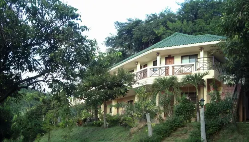 Baan Ingkhao Muaklek - 3-Star