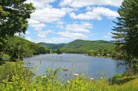 Okemo mountain house with private hot tub - 3-Star