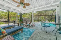 🐬NO DAMAGES, ACCEPTING BOOKINGS, New Private Heated Pool and Hot Tub🐬 - 4-Star