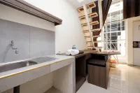 RedDoorz Plus Near Paragon Mall Semarang - Pensionat