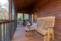 Mountain Forest Cabin w/ Therapeutic SPA Jacuzzi/Pool table/Gameroom Lic #033262 - Wi-Fi