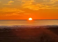 Beachfront & Beautiful - Spacious 3BR/2BA On Dauphin Island - Amazing Amenities - Beach