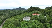 The Sunny Hill: Ultimate Private Luxury Estate - 駐車場