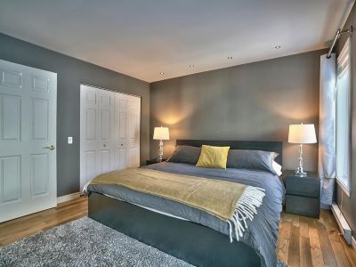 Dynamite 2-Bedroom House, Garage, Sleeps 6