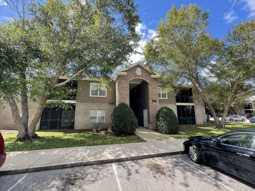 Park Ave Condo close to OWA and Alabama Beaches - 3-Star