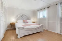 Newly Renovated-Spacious-20min to Den& Boulder-HotTub/Game Room/Basketball Court - Boutique