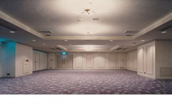 Harbor Plaza Hotel