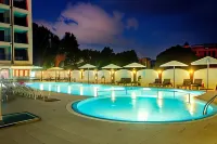 Cantilena Complex - Pools