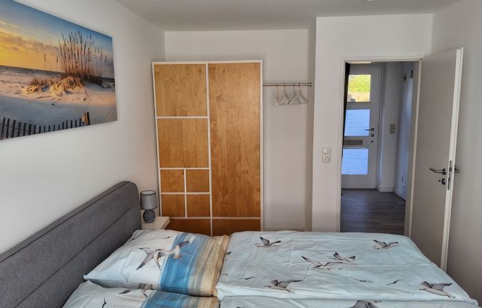 Renovated 2-room apartment, bright and friendly, dogs are welcome