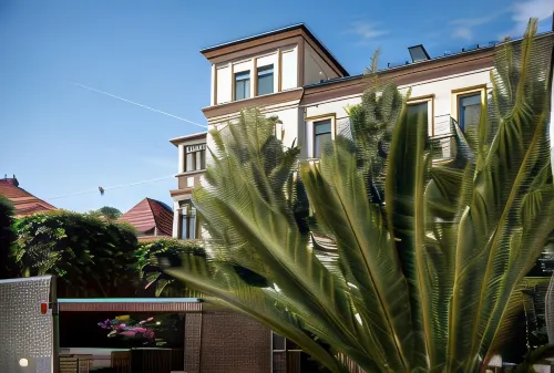 Boutique-Hotel Amalienhof - بار