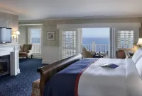 Madison Beach Hotel , Curio a Collection by Hilton - 4-Sterne