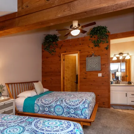 Cozy Ozarks Escape Near Branson ~ Perfect for Couples & Families