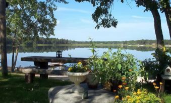 Spirit Lake Resort Motel