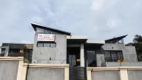 Anisa Guesthouse Hotels near Venda plaza