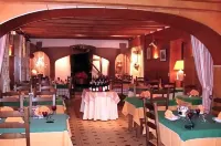 Auberge Aux Portes de Conques Hotel a Campuac