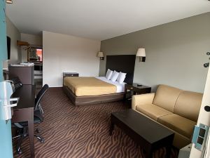 Red Carpet Inn & Suites - Danville