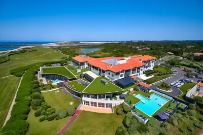 Les Terrasses d'Atlanthal Hotels near Eglise Saint-Leon.