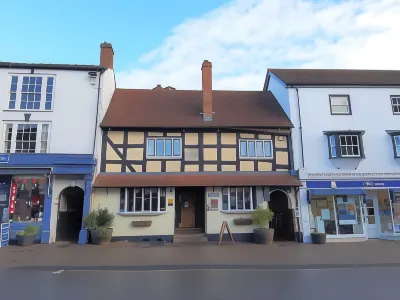 Seven Stars Hotels near The Old Kennels Farm Holiday Cottages