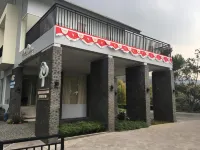 Arainn Bed & Breakfast Tretes Prigen by ecommerceloka Hotel a Candi Wates