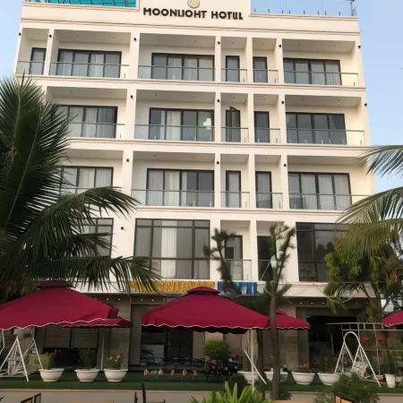 Khách Sạn Moonlight FLC Sầm Sơn
