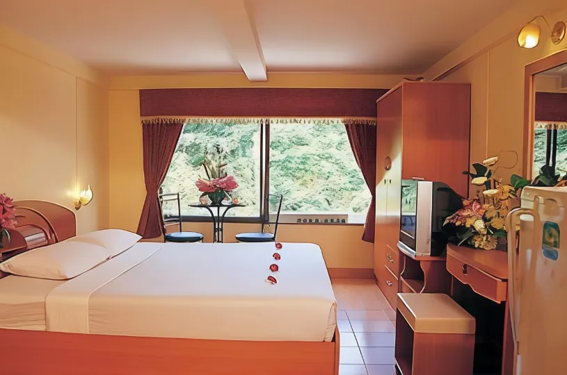 TJ Guest House