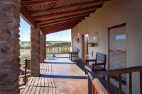 Gannabos Guest House - Parkplatz