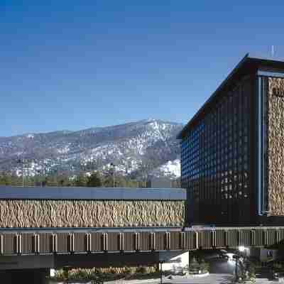 Harrah's Lake Tahoe Hotel Exterior