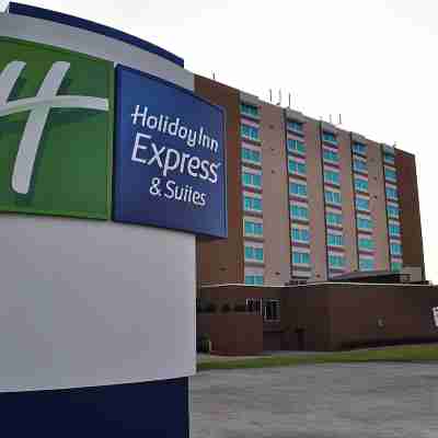 Holiday Inn Express & Suites Pittsburgh West - Green Tree Hotel Exterior
