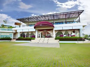 Nusa Dua Retreat Boutique Villa & Spa